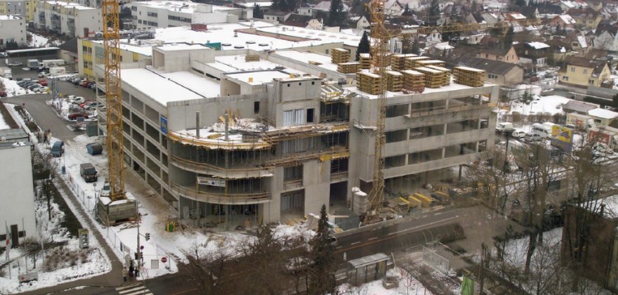 Büro und parkhaus in Wels in Austria